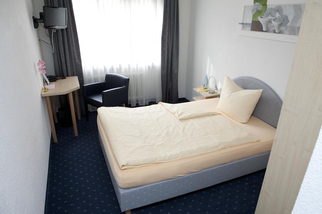 Hotel Restaurant Engel Pfaffenweiler الغرفة الصورة